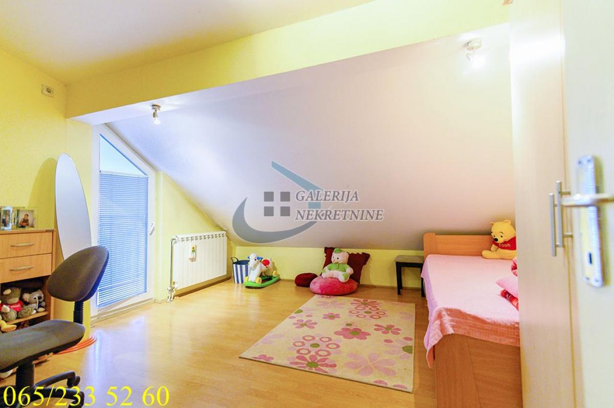 actionimagesite31agencygalerijanekimgj0p2waeb5d-13 Četvorosoban stan na prodaju, Braće Jerković, Beograd, 95m², 210.000 €