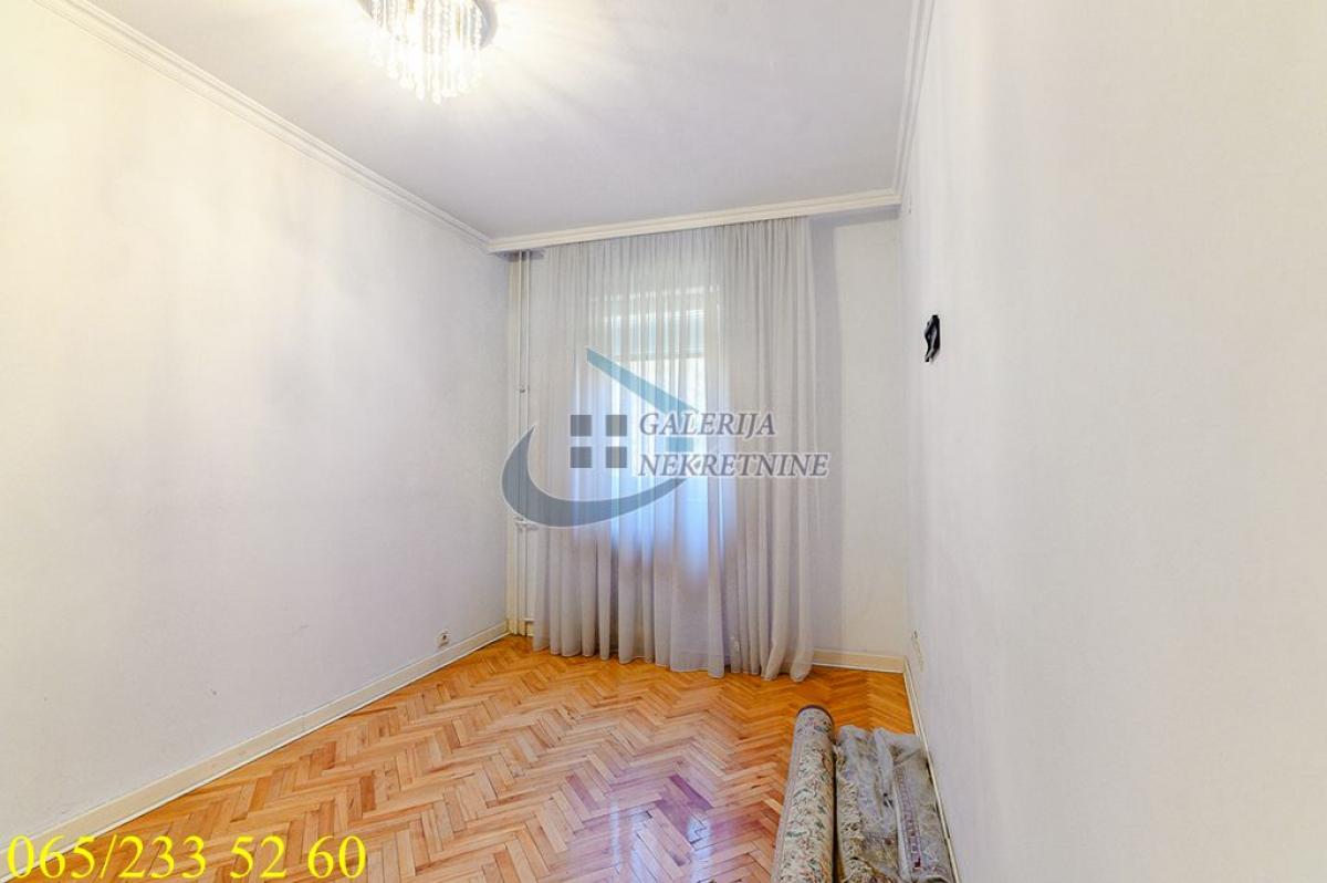 Četvorosoban stan na prodaju, Centar, Beograd, 105m², 349.000 €