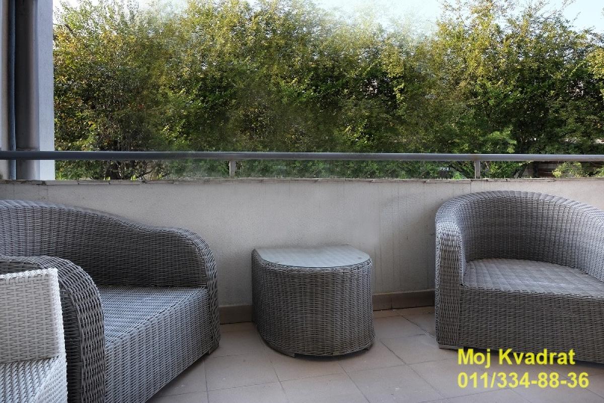 Četvorosoban stan na prodaju, Dedinje, Beograd, 142m², 1. sprat, 380.000 €