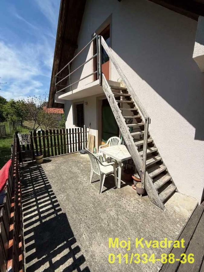Plac na prodaju, Stojnik, Beograd, 1021 ari, 69.990 €