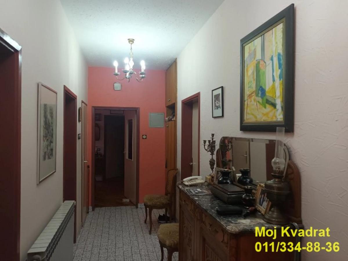 actionimagesite31agencykvadratimgg46bc2gveh-11 Garsonjera na prodaju, Centar, Novi Sad, 25m², 132.200 €
