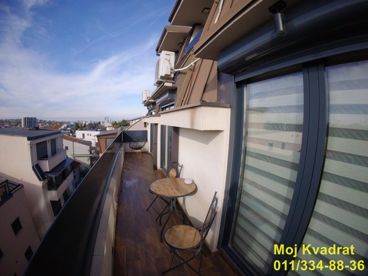 Četvorosoban stan na prodaju, Voždovačka Crkva, Beograd, 103m², 3. sprat, 520.000 €