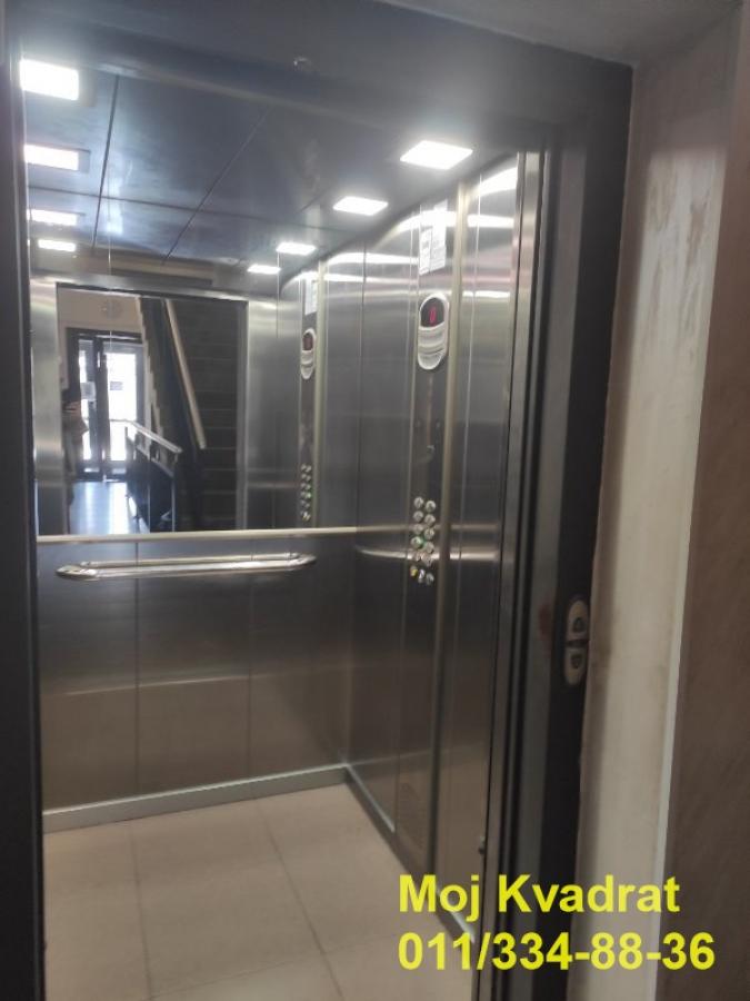 Troiposoban stan na prodaju, Karaburma, Beograd, 74m², 300.000 €