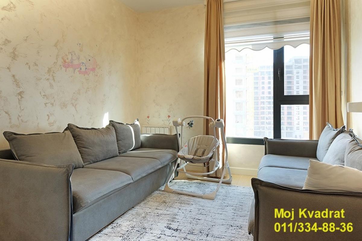 Troiposoban stan na prodaju, Beograd na Vodi, Beograd, 92m², 5. sprat, 498.888 €