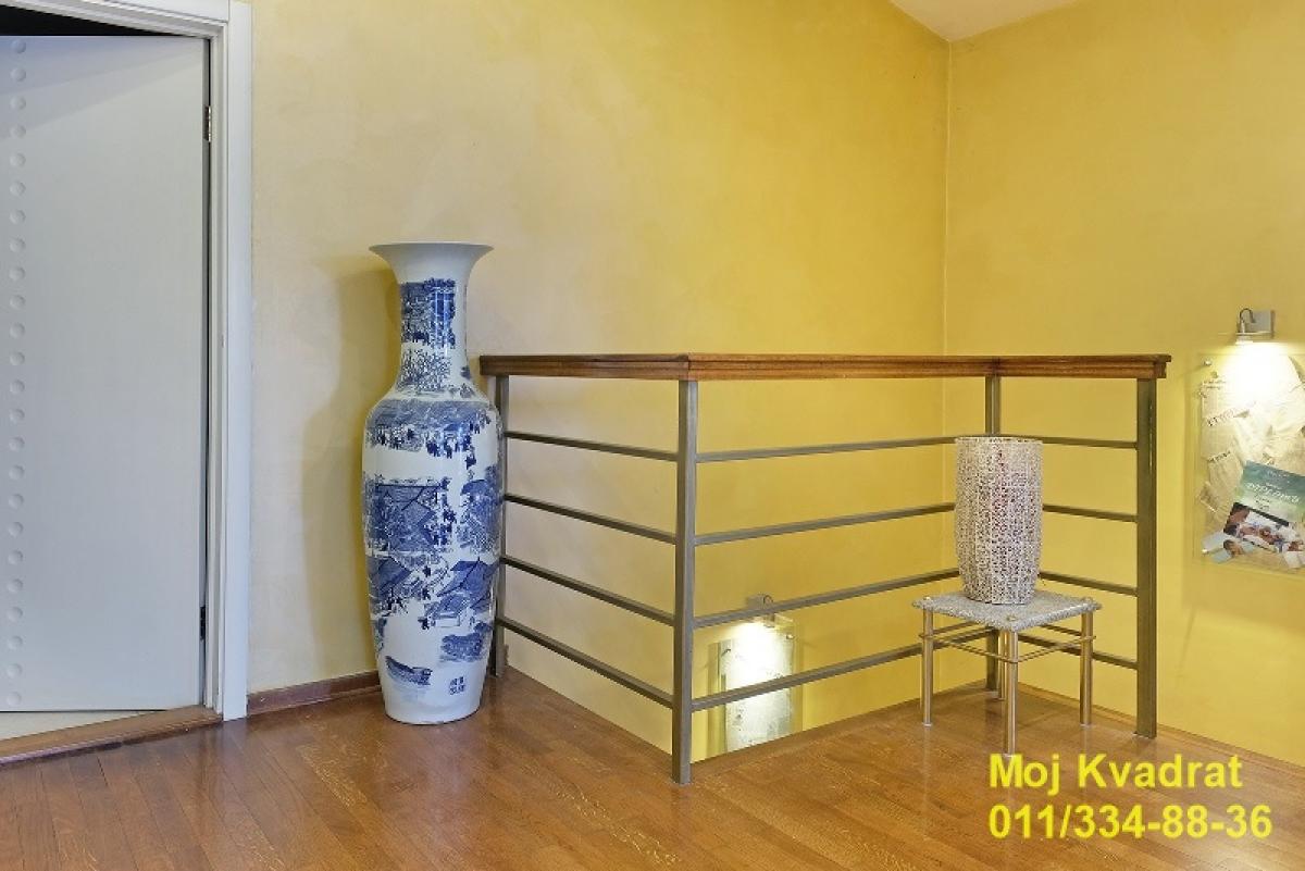Četvorosoban stan na prodaju, Dedinje, Beograd, 142m², 1. sprat, 380.000 €