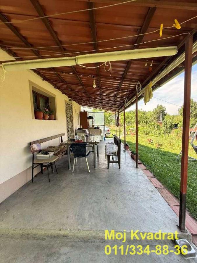 Plac na prodaju, Stojnik, Beograd, 1021 ari, 69.990 €