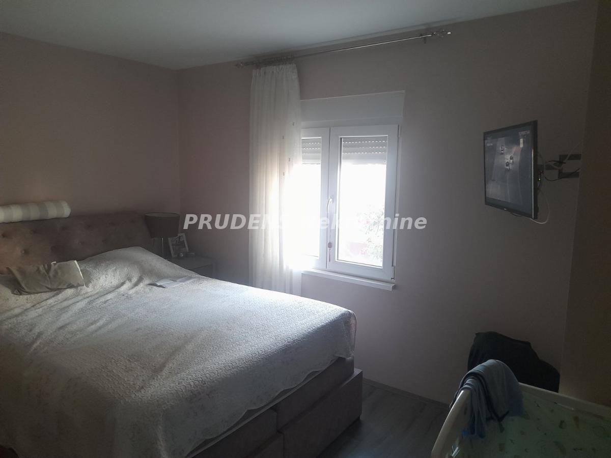 actionimagesite31agencyprudensnekimgnb25r53ky0-10 Kuća na prodaju, Surčin, Beograd, 243m², 350.000 €