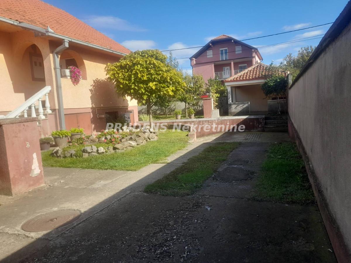 actionimagesite31agencyprudensnekimgqmvh240qv6-15 Kuća na prodaju, Surčin, Beograd, 111m², 235.000 €