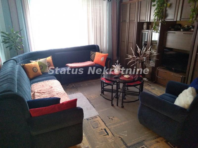 Kuća na prodaju, Temerin – Centar, Temerin, 450m², 196.000 €