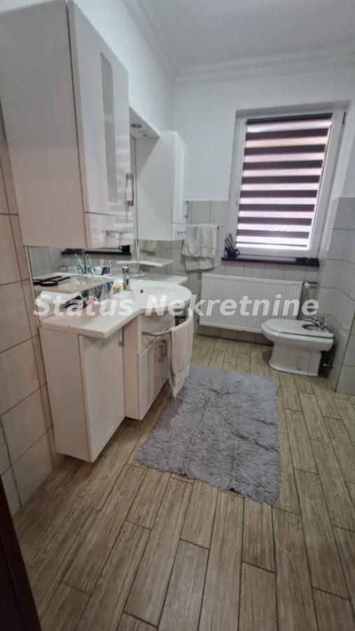 actionimagesite31agencystatusimg6petyo4viv-viber-slika-2025-03-06-13-22-21-169-resize Kuća na prodaju, Temerin, 288m², 265.000 €