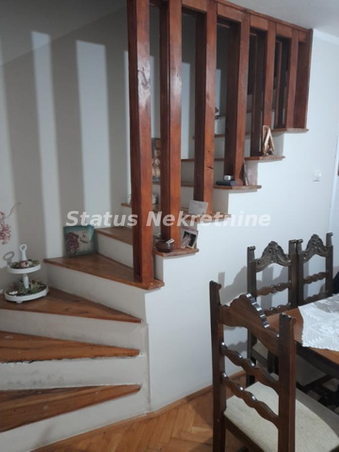 Kuća na prodaju, Petrovaradin, Novi Sad, 135m², 206.000 €
