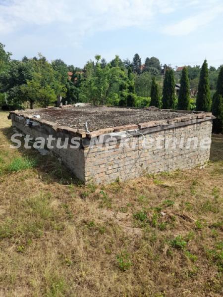 Plac na prodaju, Inđija, 11 ari, 42.000 €