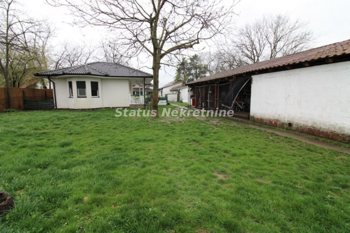 Kuća na prodaju, Čenej, Novi Sad, 330m², 362.000 €