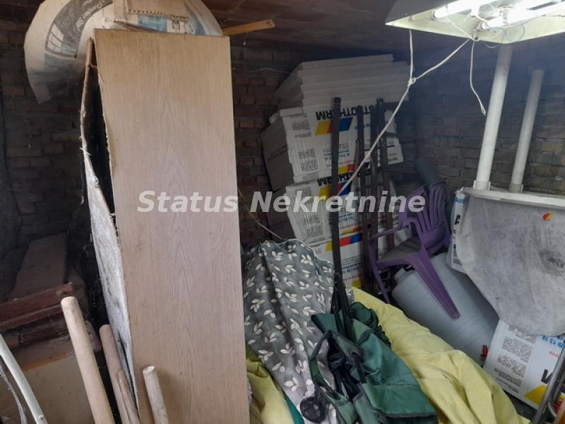 Plac na prodaju, Inđija, 11 ari, 42.000 €