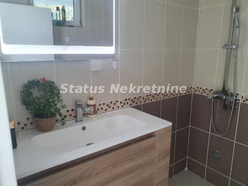 Kuća na prodaju, Irig, 360m², 515.000 €