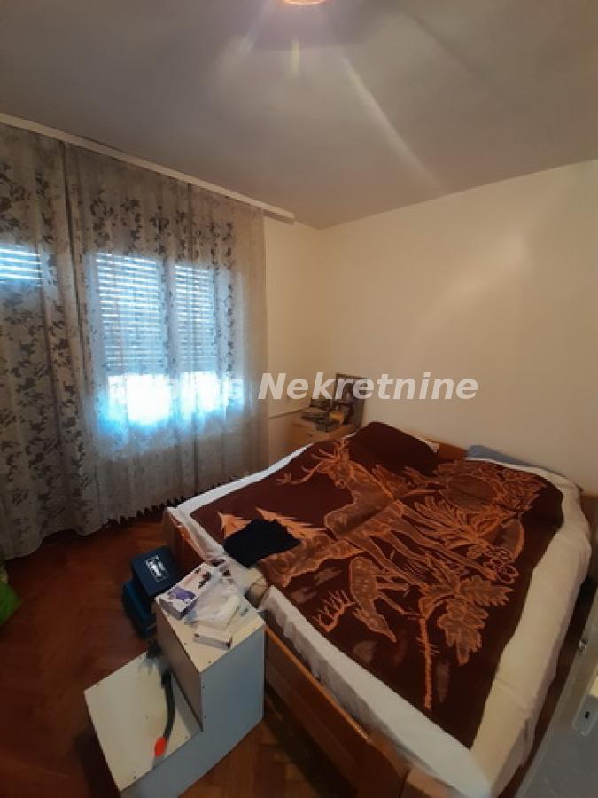 Kuća na prodaju, Petrovaradin, Novi Sad, 135m², 206.000 €