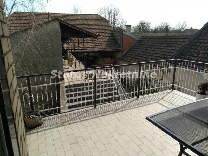 Kuća na prodaju, Temerin – Centar, Temerin, 450m², 196.000 €