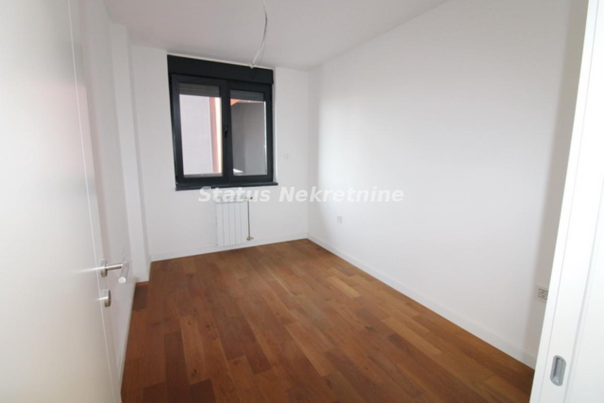actionimagesite31agencystatusimghguuvf6ips-img-7206-resize Četvorosoban stan na prodaju, Novi Sad, 105m², 344.998 €