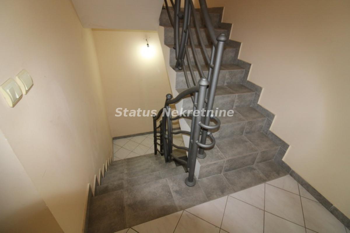 actionimagesite31agencystatusimgib8ro85gv4-img-6884-resize Kuća na prodaju, Temerin, 420m², 262.650 €