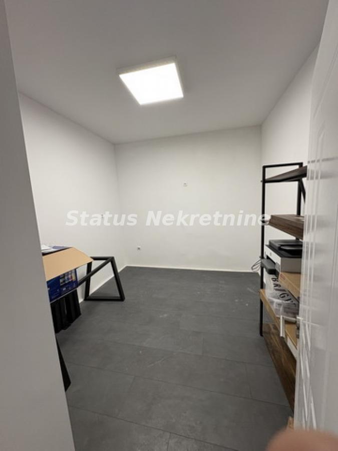 Lokal za izdavanje, Centar, Novi Sad, 120m², 1.100 €/mes
