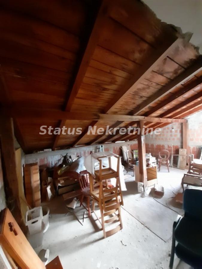 Kuća na prodaju, Petrovaradin, Novi Sad, 135m², 206.000 €