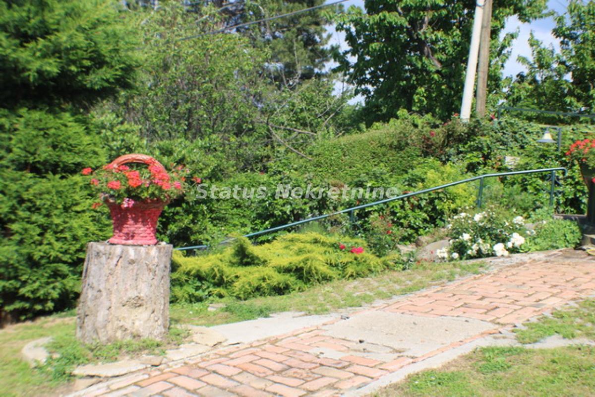 actionimagesite31agencystatusimgkx2mhouwgh-img-5157-resize Kuća na prodaju, Čerević, Beočin, 160m²