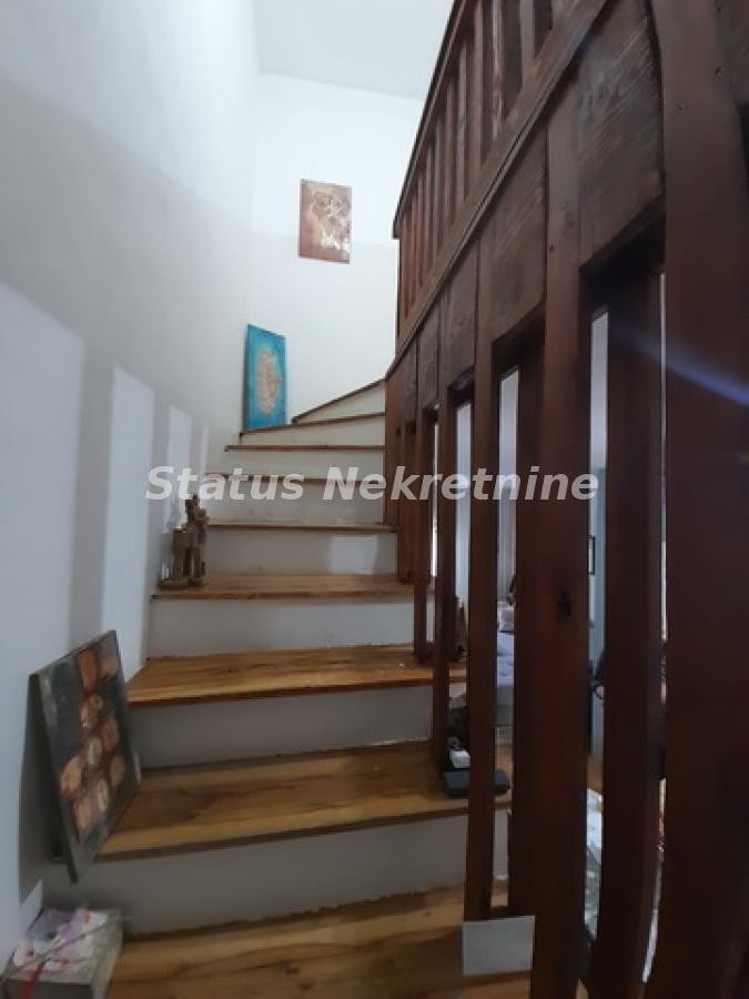 Kuća na prodaju, Petrovaradin, Novi Sad, 135m², 206.000 €