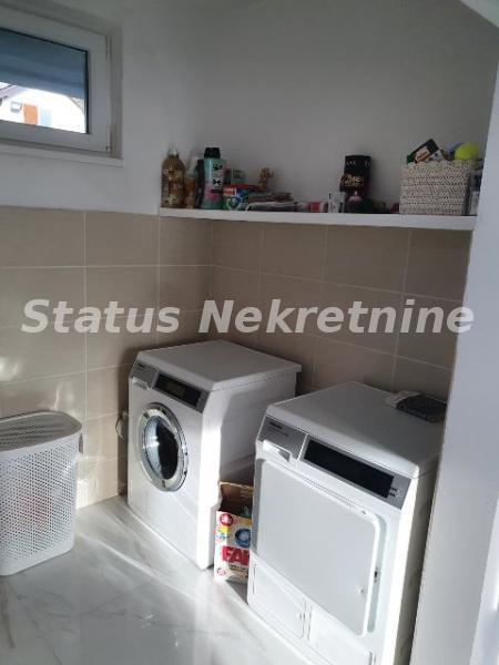Kuća na prodaju, Irig, 360m², 515.000 €