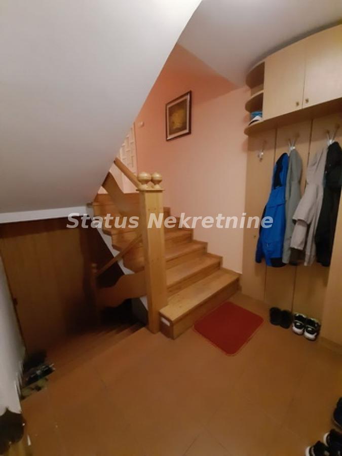 actionimagesite31agencystatusimgnudvdfgdqz-viber-image-2025-04-30-13-02-29-054-resize Kuća na prodaju, Petrovaradin, Novi Sad, 348m², 495.000 €