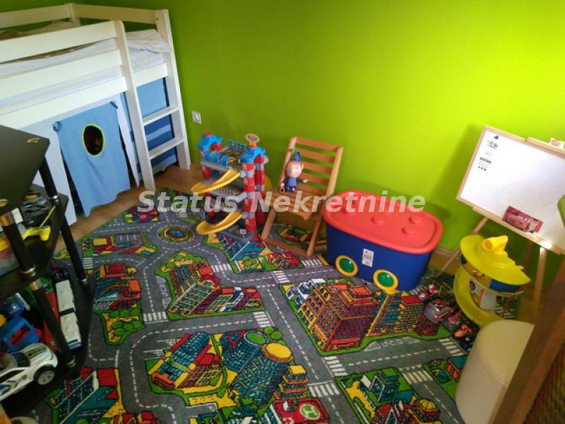 Kuća na prodaju, Temerin – Centar, Temerin, 450m², 196.000 €