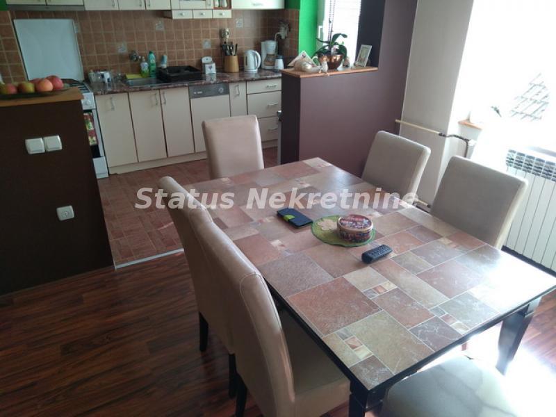 Kuća na prodaju, Temerin – Centar, Temerin, 450m², 196.000 €