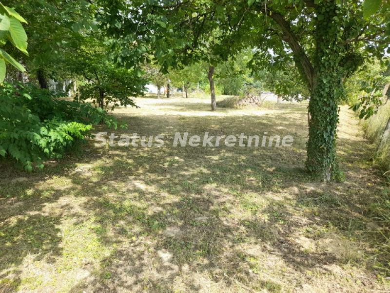 Plac na prodaju, Inđija, 11 ari, 42.000 €