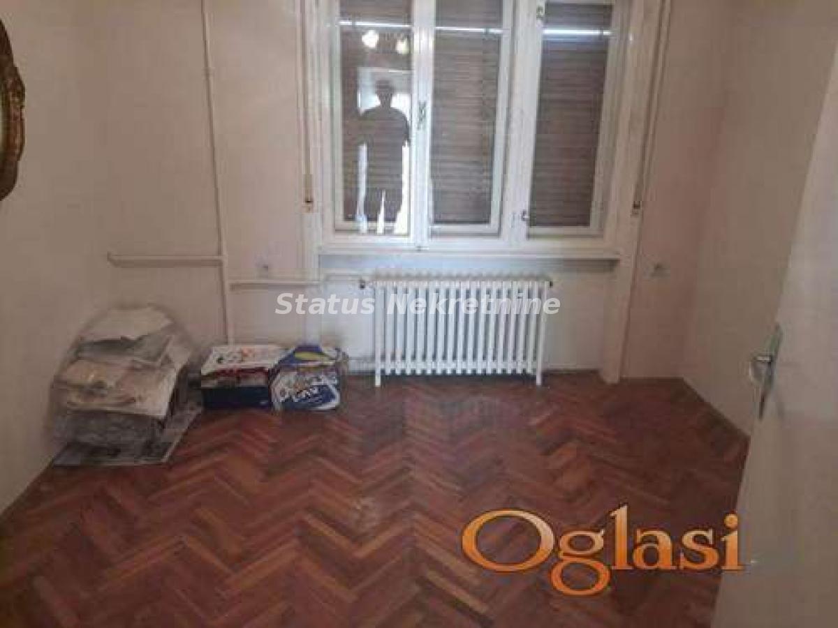 actionimagesite31agencystatusimgroampoa2cv-7 Kuća na prodaju, Centar, Bačka Palanka, 170m², 170.000 €