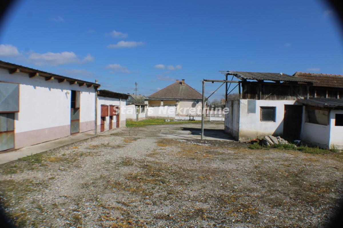 actionimagesite31agencystatusimgrt45ru3iuo-img-4632-resize Kuća na prodaju, Mošorin, Titel, 148m², 99.900 €