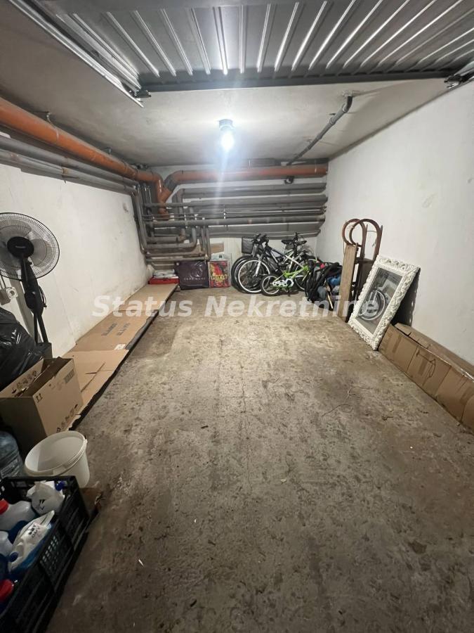 Četvorosoban stan na prodaju, Grbavica, Novi Sad, 85m², 270.890 €