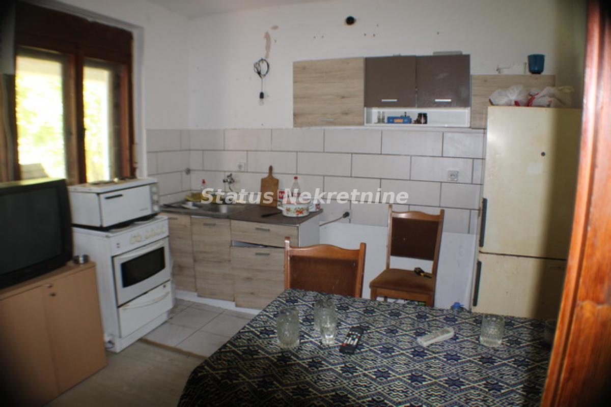 actionimagesite31agencystatusimgvfj7tvwqie-img-8784-resize Kuća na prodaju, Bačka Topola, 226m², 95.000 €