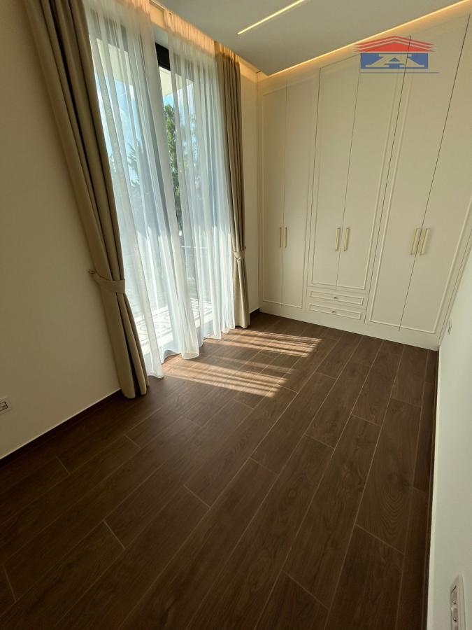Četvorosoban stan za izdavanje, Sremska Kamenica, Novi Sad, 120m², 2.000 €/mes
