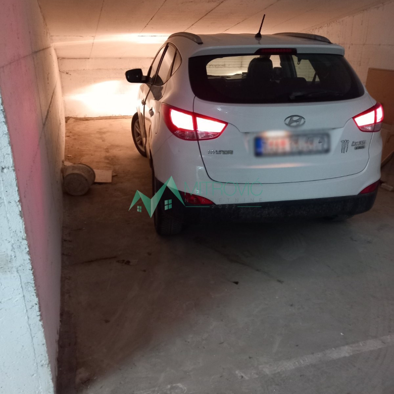 Garaža Prodaja Novi Sad  44 m2