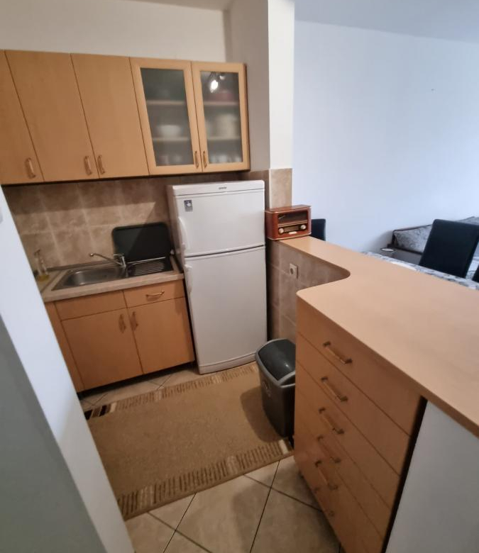 Stan Izdavanje Novi Sad  53 m2