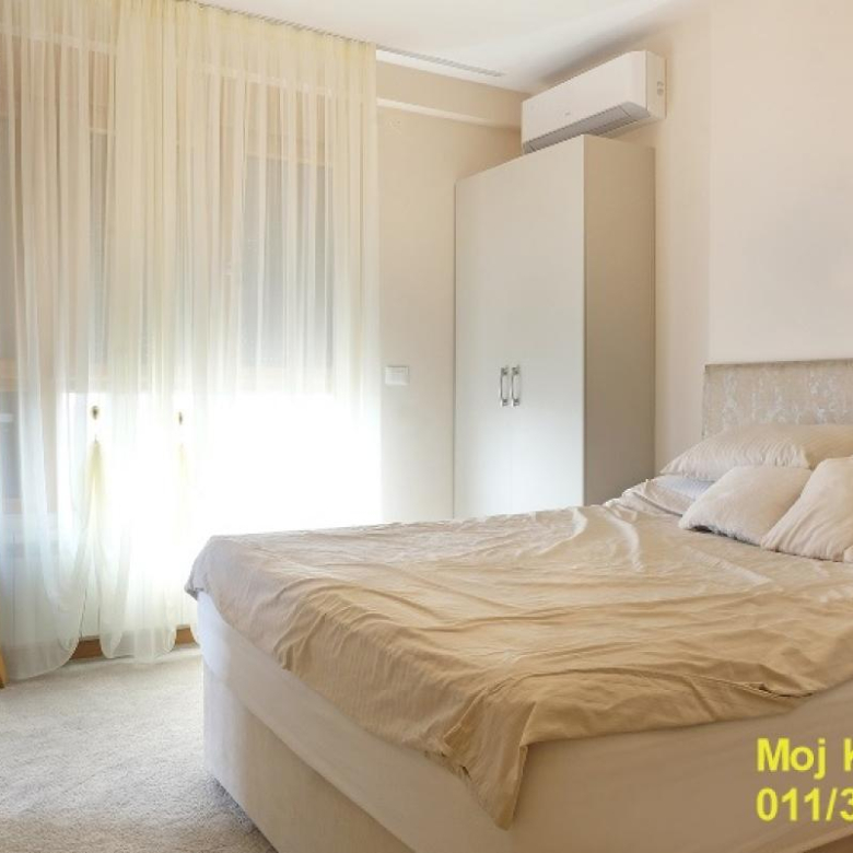 Stan Prodaja Beograd Blok 65 140 m2