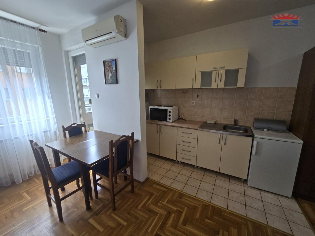 Stan Izdavanje Novi Sad Stan Izdavanje Novi Sad 25 m2