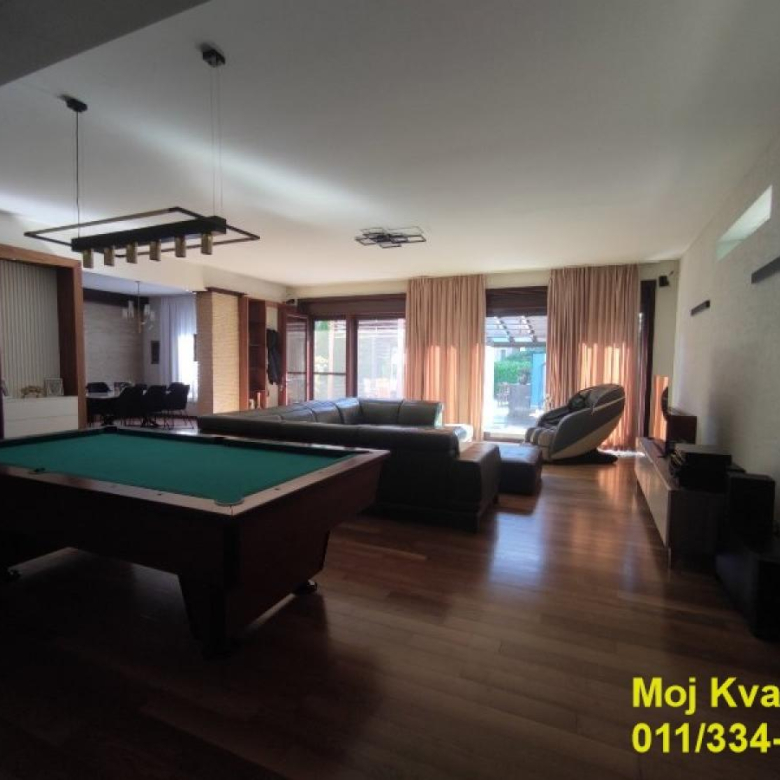 Kuća Prodaja Beograd Mirijevo 520 m2