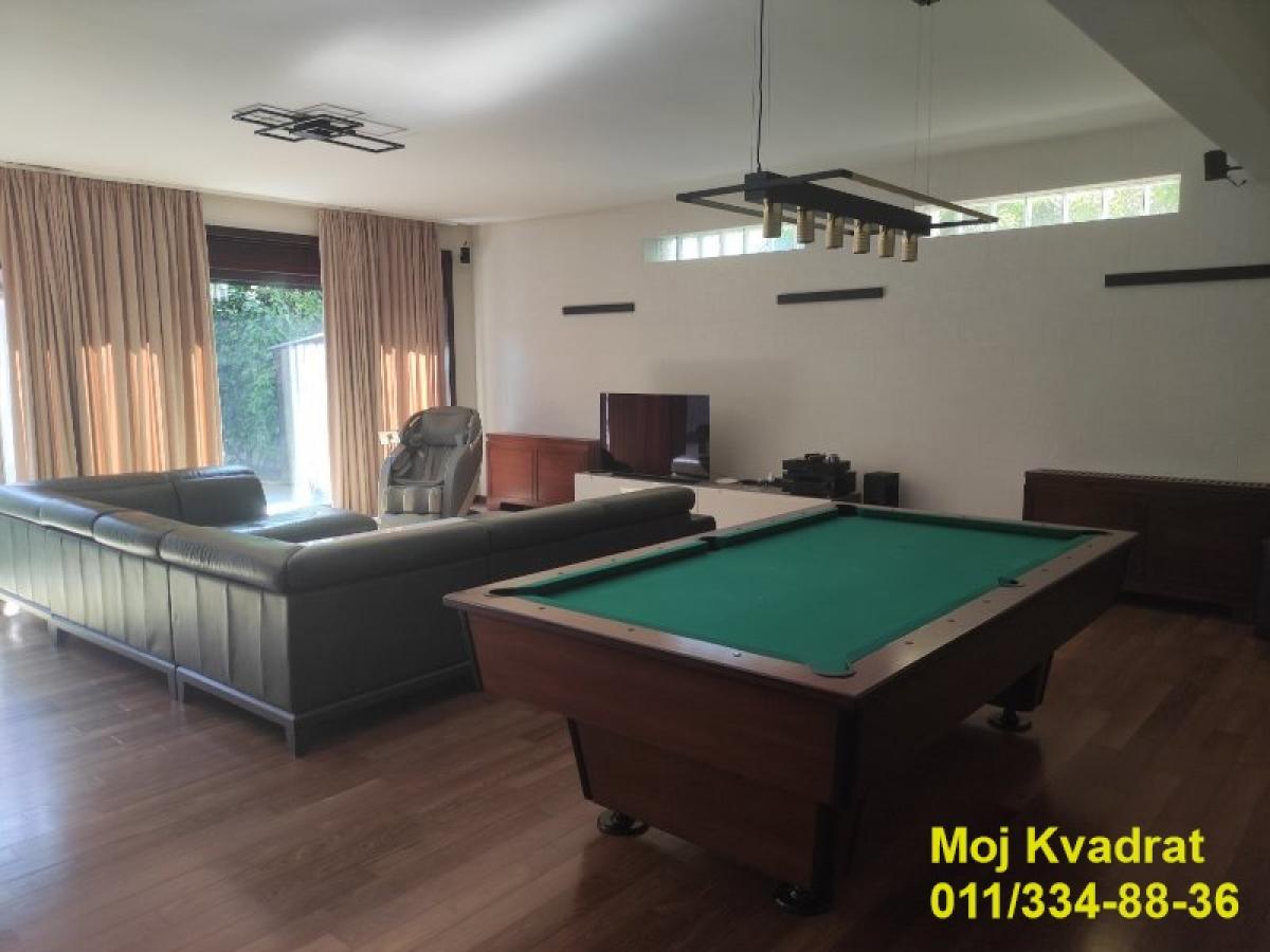 Kuća Prodaja Beograd Mirijevo 520 m2
