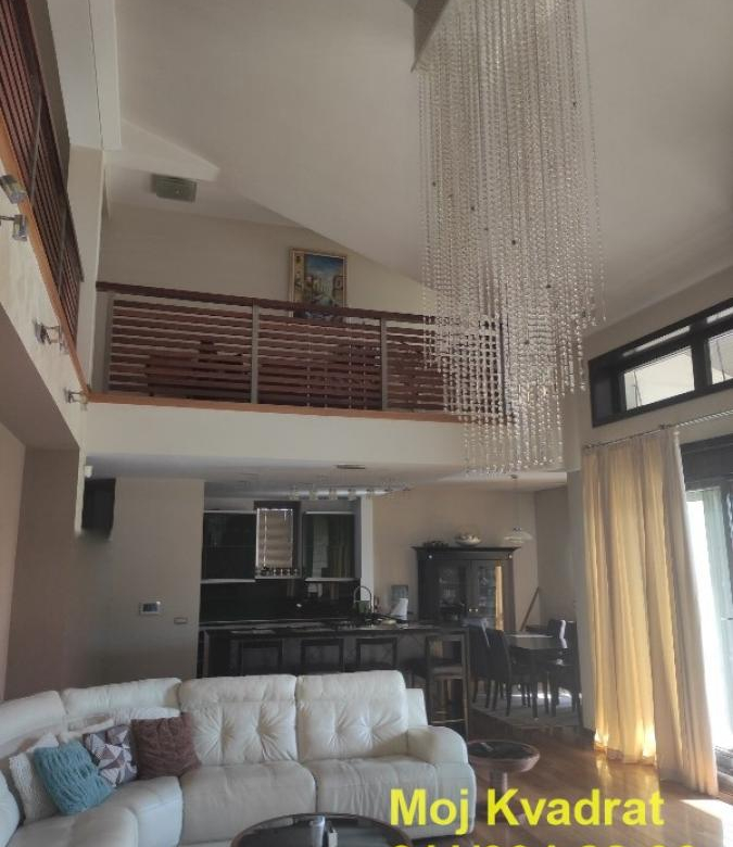Kuća Prodaja Beograd Mirijevo 520 m2