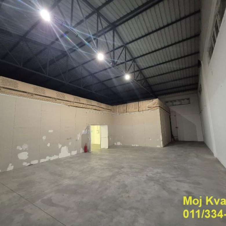 Lokal Izdavanje Beograd Altina 652 m2