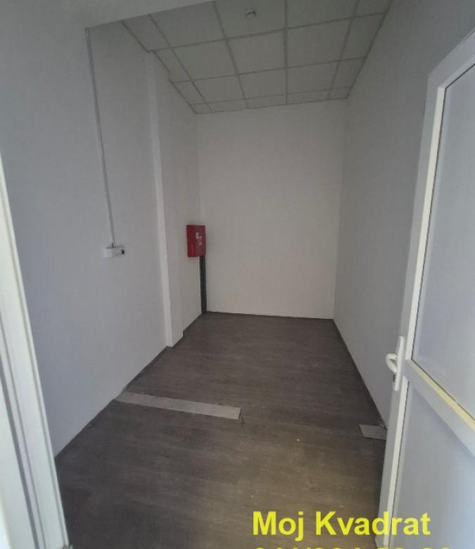 Lokal Izdavanje Beograd Altina 652 m2