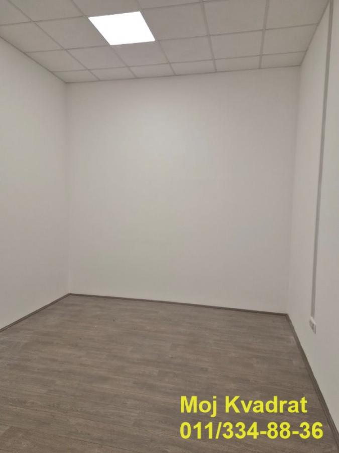 Lokal Izdavanje Beograd Altina 652 m2