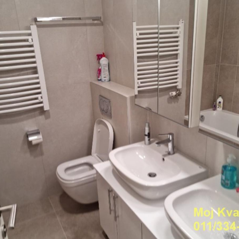 Stan Izdavanje Beograd Blok 65 62 m2