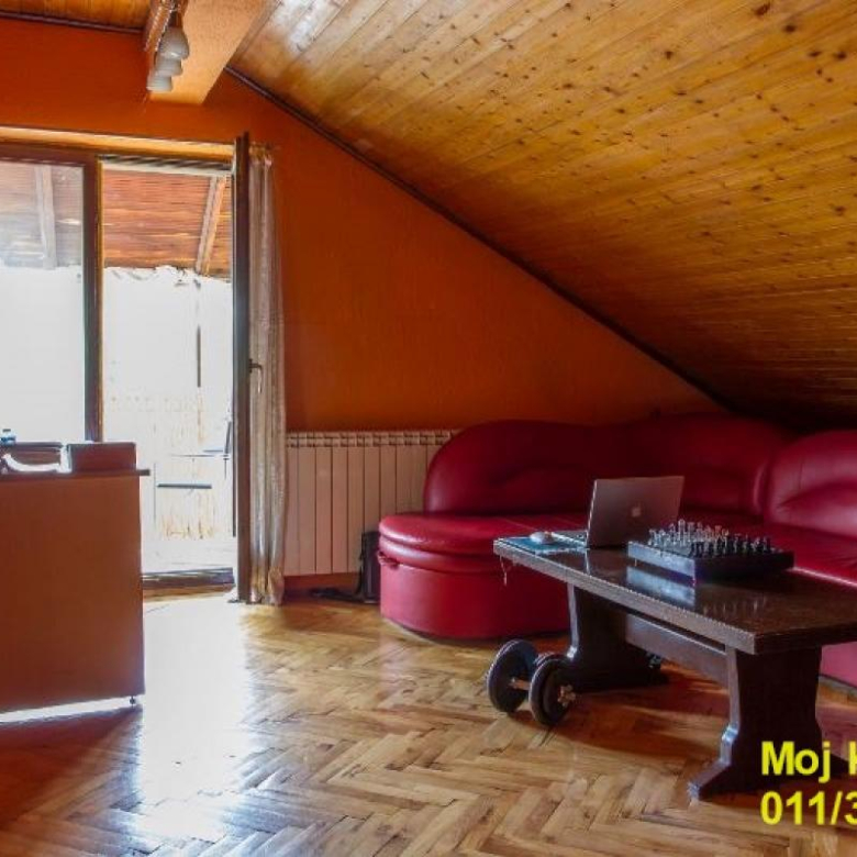 Stan Prodaja Beograd Bele Vode 177 m2