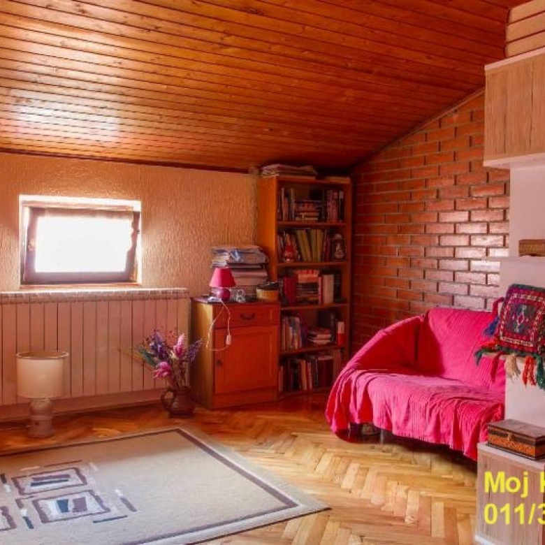 Stan Prodaja Beograd Bele Vode 177 m2